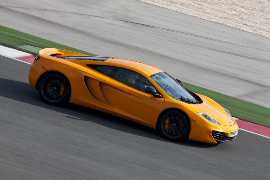 McLaren MP4-12C 2009 года  (фото 179 из 268)